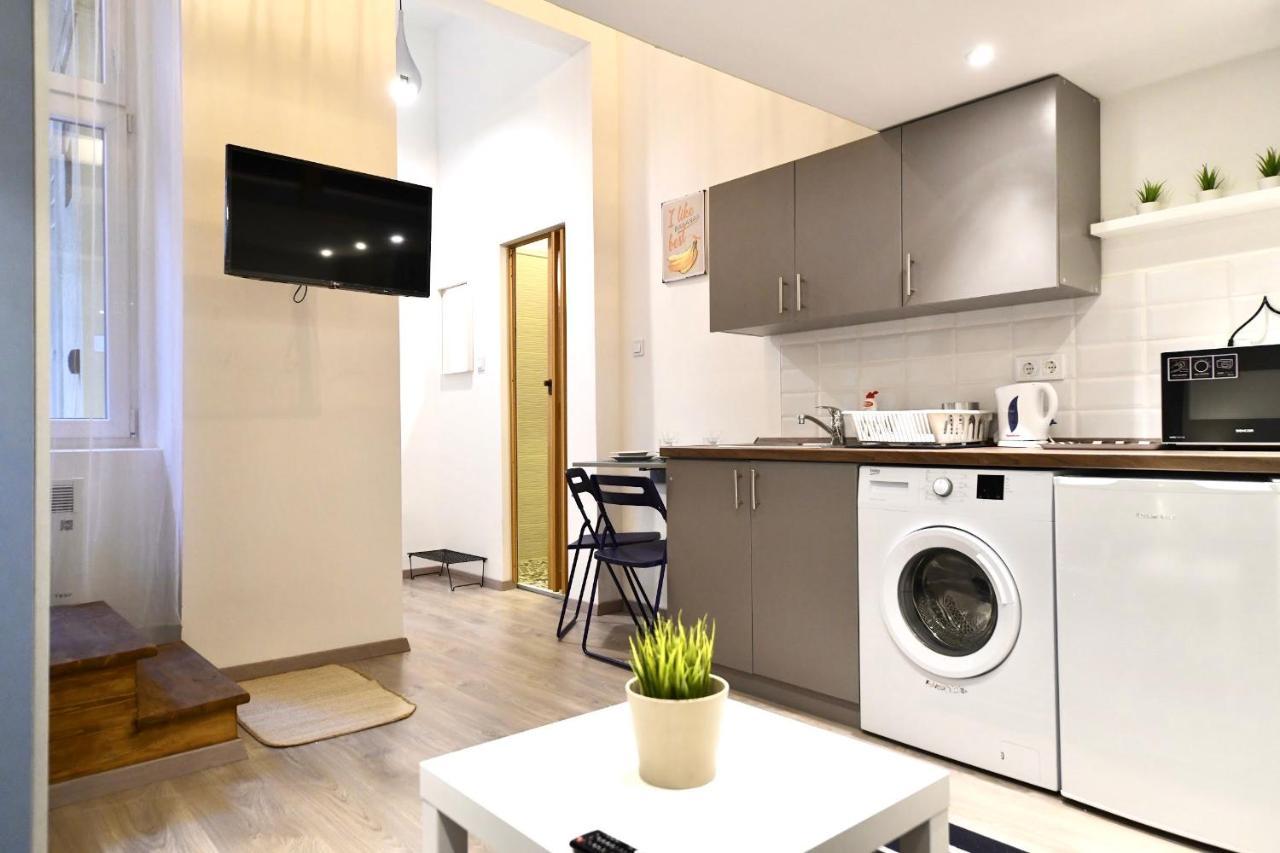 Downtown Flat In Budapest, King Экстерьер фото